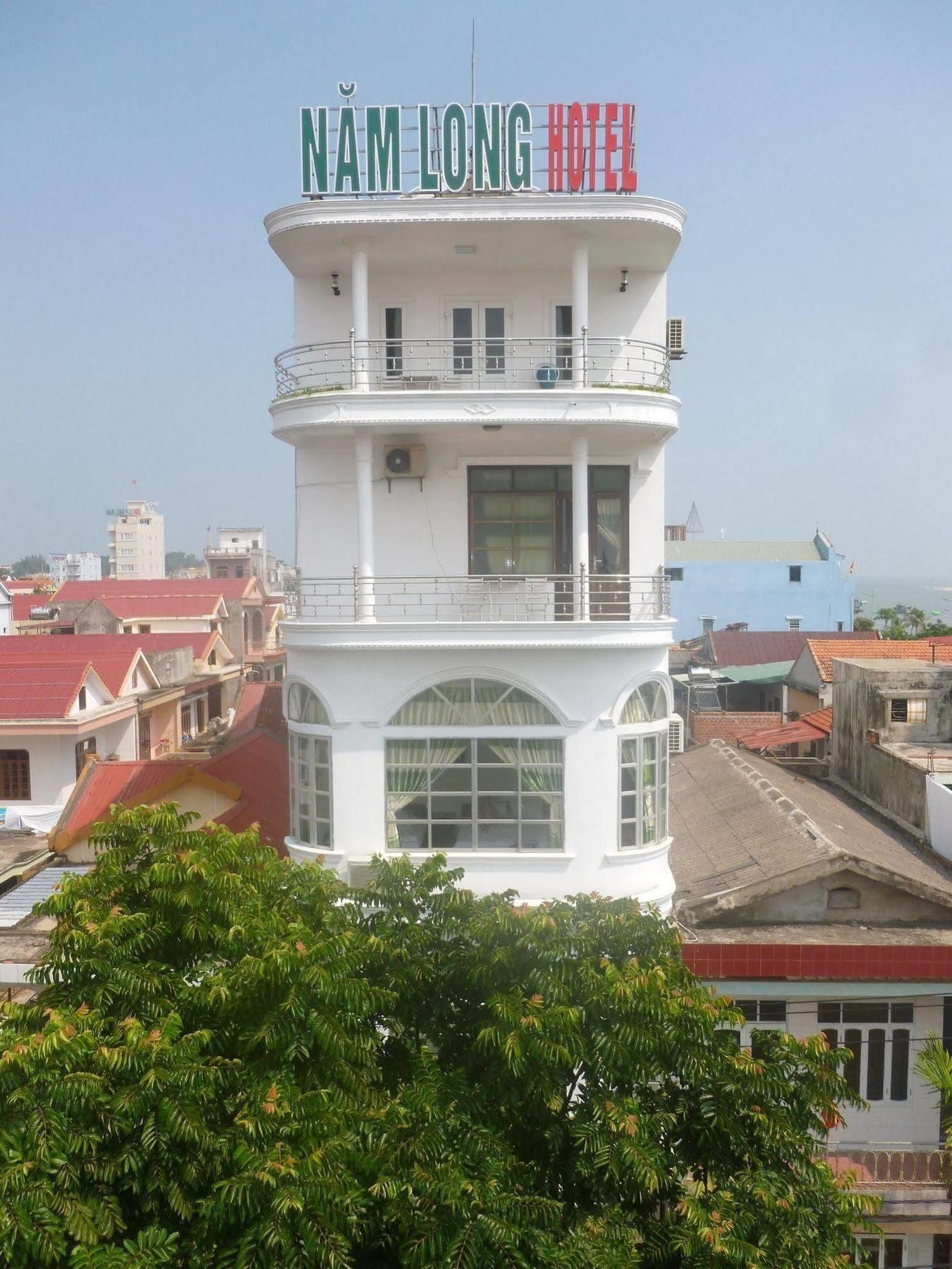 Nam Long Hotel Dong Hoi Exterior photo